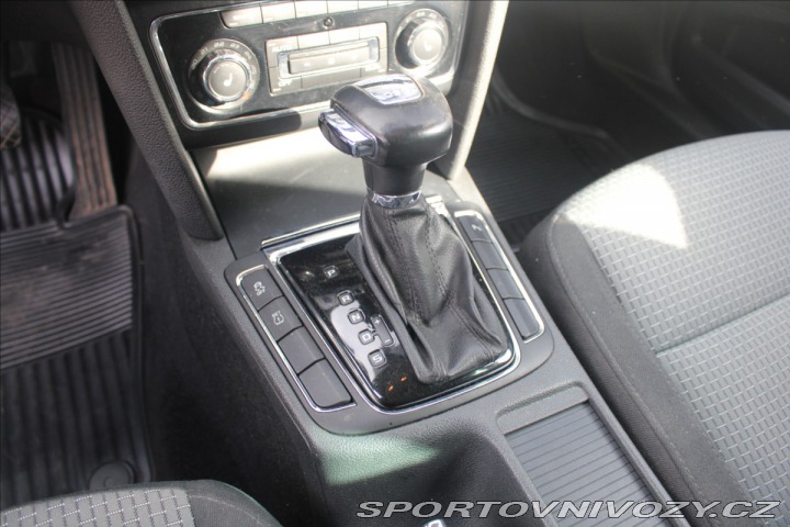 Škoda Superb 2,0 TDi 125kW DSG Combi 1800