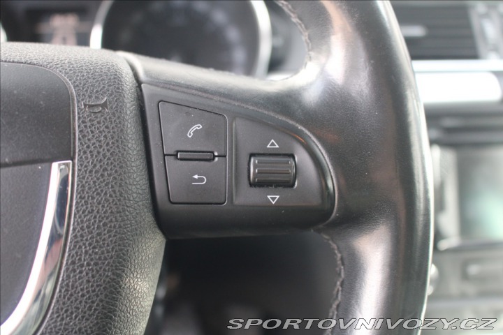 Škoda Superb 2,0 TDi 125kW DSG Combi 1800