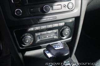 Škoda Superb 2,0 TDi 125kW DSG Combi 1800