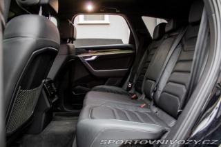 Volkswagen Ostatní modely Touareg 3.0 V6 TDI SCR R-Line / 2019
