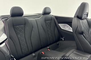 BMW M8  2022