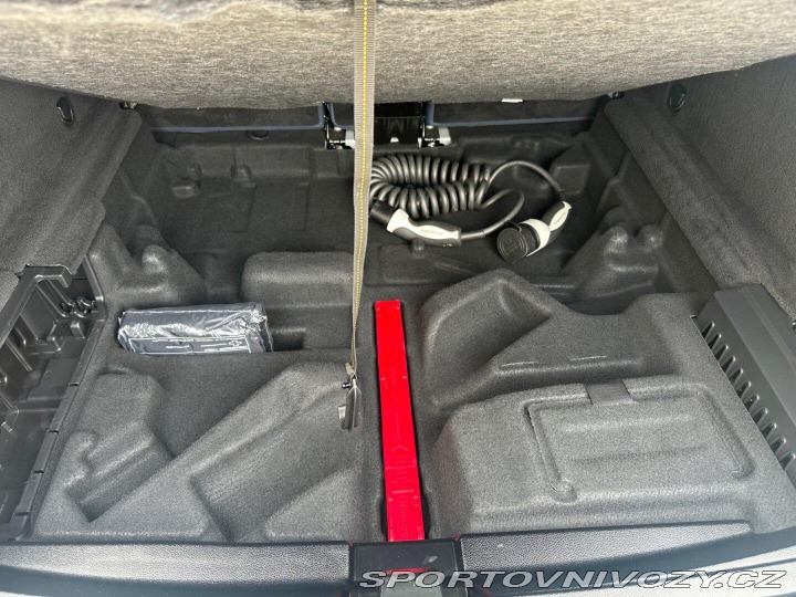 Mercedes-Benz Ostatní modely EQC Edition 1886 SoH 96,8% 2020