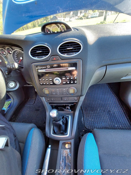 Ford Focus ST  2004