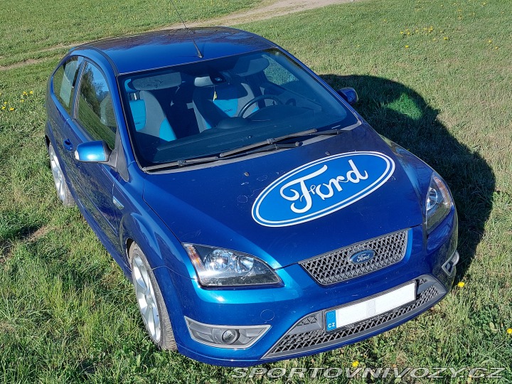 Ford Focus ST  2004