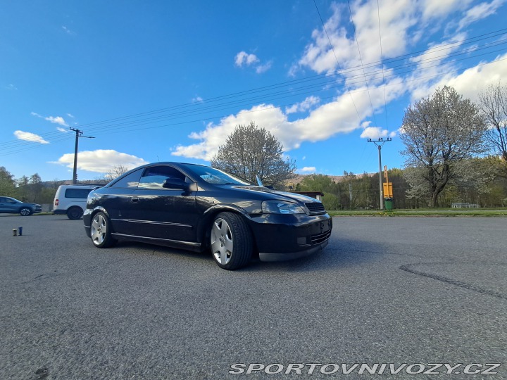 Opel Astra Bertone 2.0 T 2003