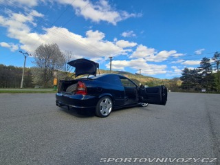 Opel Astra Bertone 2.0 T 2003
