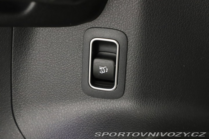 Mercedes-Benz Ostatní modely GLA AMG Line GLA 220 4MATIC 2025