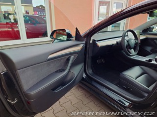 Tesla Model 3 Standard Range Dual Motor 2021