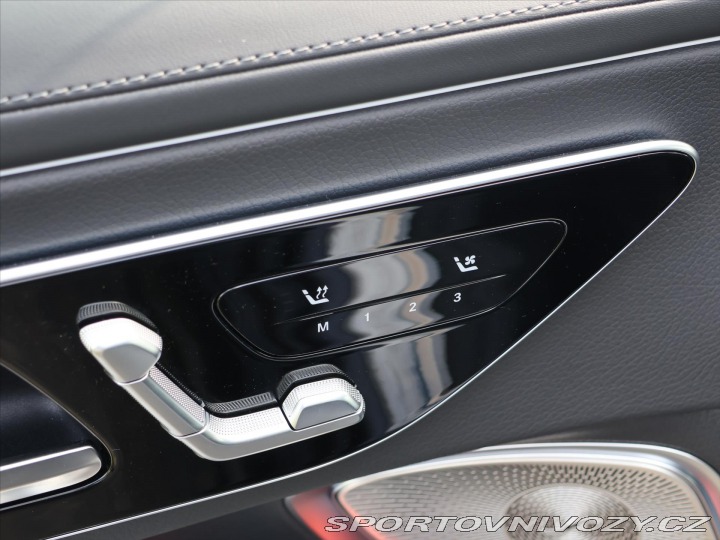 Mercedes-Benz CLE 2,0 300 4Matic AMG Premiu 2025