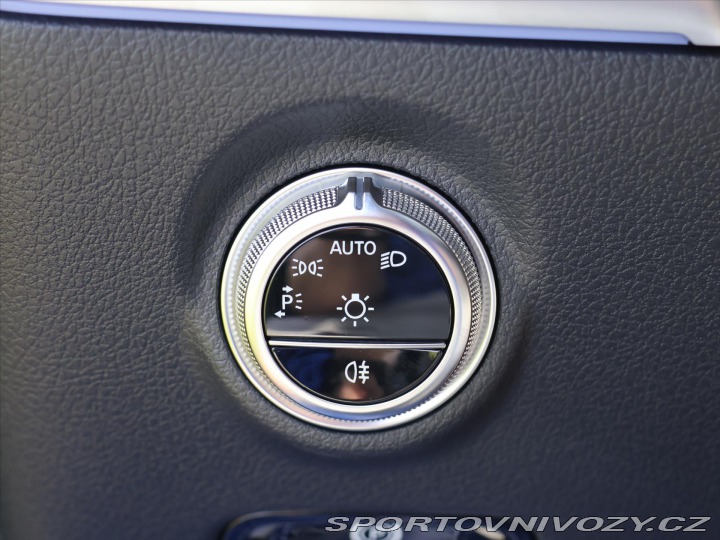 Mercedes-Benz CLE 2,0 300 4Matic AMG Premiu 2025