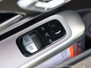 Mercedes-Benz CLE 2,0 300 4Matic AMG Premiu 2025