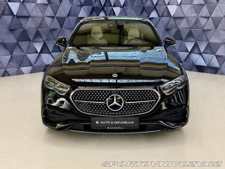 Mercedes-Benz E 220d 4M AMG, VZDUCH, EL. 2024