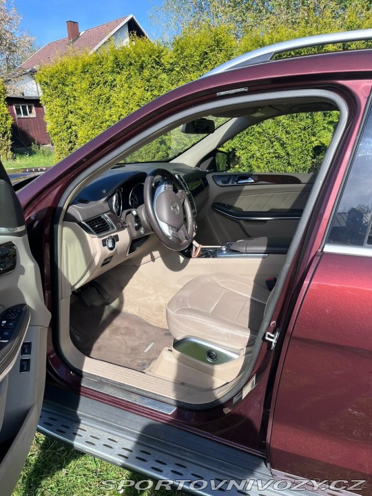 Mercedes-Benz Ostatní modely GL 4,7   V8 4Matic nový mode 2012