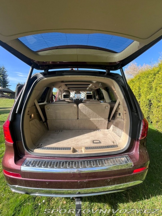 Mercedes-Benz Ostatní modely GL 4,7   V8 4Matic nový mode 2012