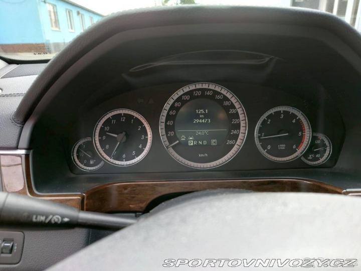 Mercedes-Benz E 2,5 250 CDI, 2012, perf 2012