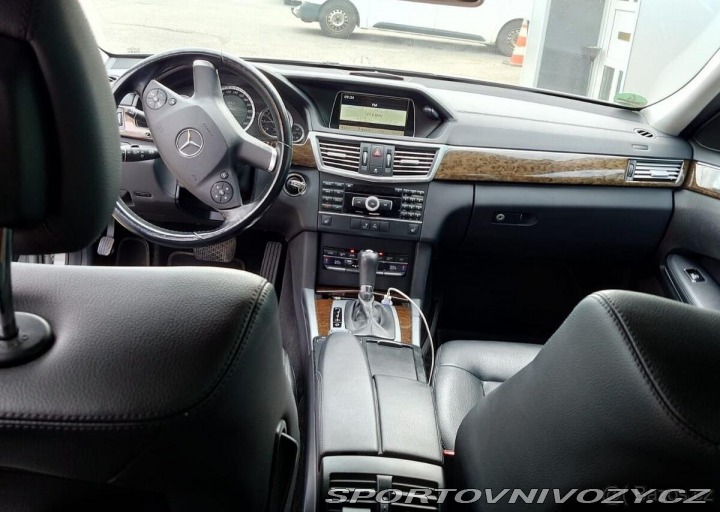 Mercedes-Benz E 2,5 250 CDI, 2012, perf 2012