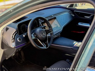 Mercedes-Benz E 300 e 2024