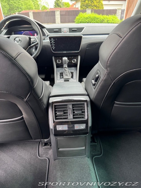 Škoda Superb 2,0   Style 4x4 Navi AHK 2023