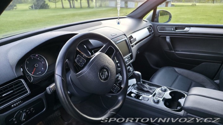Volkswagen Ostatní modely Touareg 3,0 TDI 193KW Top stav 2016
