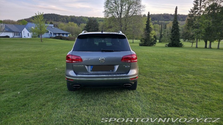 Volkswagen Ostatní modely Touareg 3,0 TDI 193KW Top stav 2016