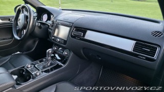 Volkswagen Ostatní modely Touareg 3,0 TDI 193KW Top stav 2016