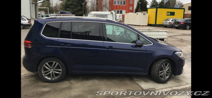 Volkswagen Ostatní modely Touran 2,0 tdi (110kw) DSG Hig 2016