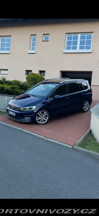 Volkswagen Ostatní modely Touran 2,0 tdi (110kw) DSG Hig 2016