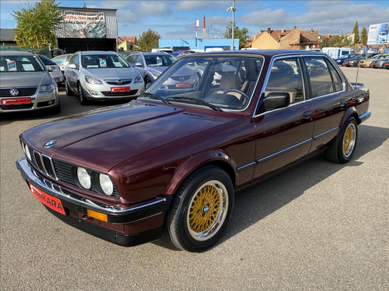BMW 3 2.7 325e 114.450km! Plná
