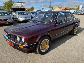BMW 3 2.7 325e 114.450km! Plná
