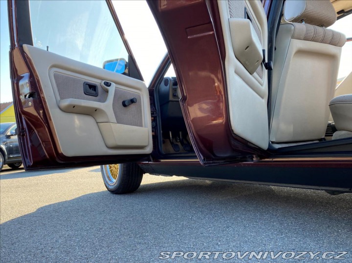 BMW 3 2.7 325e 114.450km! Plná 1987