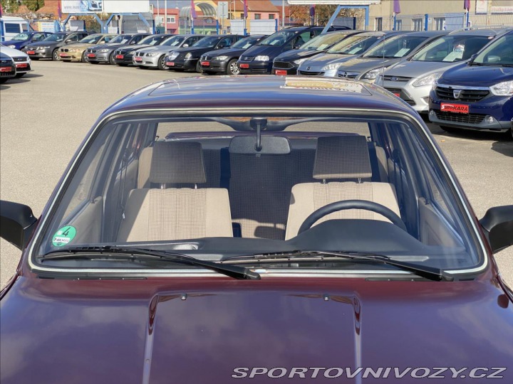 BMW 3 2.7 325e 114.450km! Plná 1987