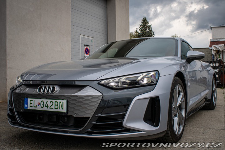 Audi e-tron GT GT 350kW / AJ NA SPLÁTKY 2023
