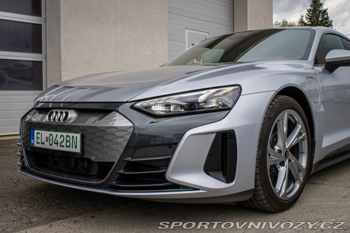 Audi e-tron GT GT 350kW / AJ NA SPLÁTKY 2023