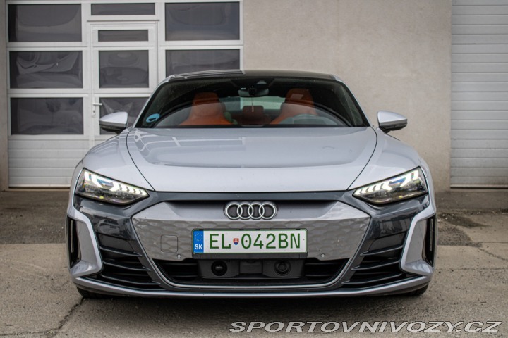 Audi e-tron GT GT 350kW / AJ NA SPLÁTKY 2023