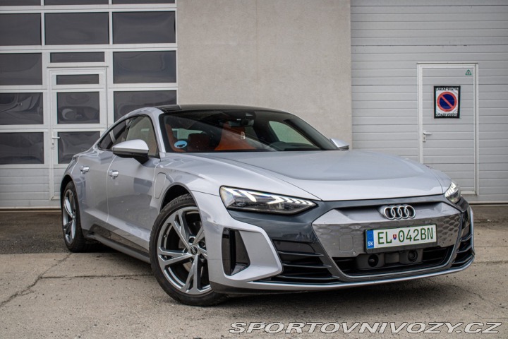 Audi e-tron GT GT 350kW / AJ NA SPLÁTKY 2023