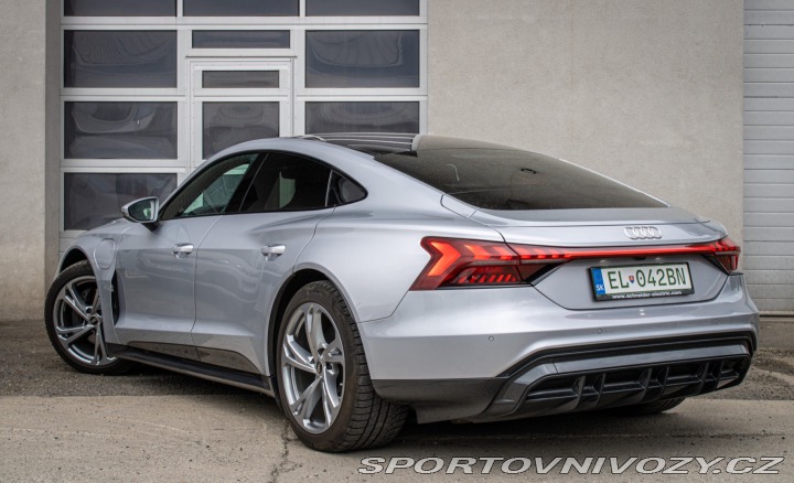 Audi e-tron GT GT 350kW / AJ NA SPLÁTKY 2023