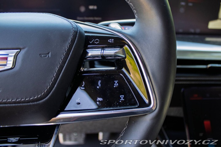 Ostatní značky Ostatní modely Cadillac Escalade ESV-V 509kW / NA SPLÁTKY 2025