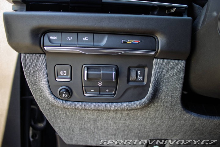 Ostatní značky Ostatní modely Cadillac Escalade ESV-V 509kW / NA SPLÁTKY 2025