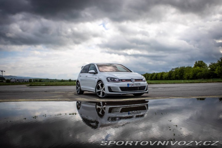Volkswagen Golf 2.0 TSI BMT GTI Performa 2016
