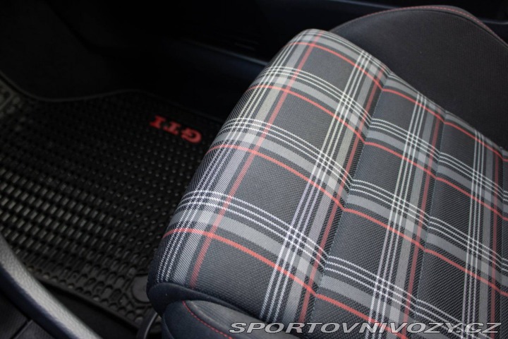 Volkswagen Golf 2.0 TSI BMT GTI Performa 2016