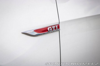Volkswagen Golf 2.0 TSI BMT GTI Performa 2016