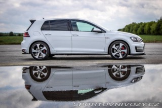 Volkswagen Golf 2.0 TSI BMT GTI Performa 2016