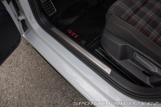 Volkswagen Golf 2.0 TSI BMT GTI Performa 2016