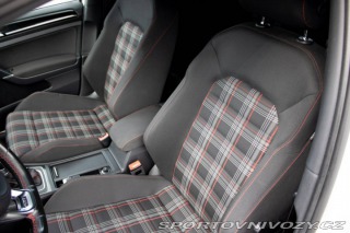 Volkswagen Golf 2.0 TSI BMT GTI Performa 2016