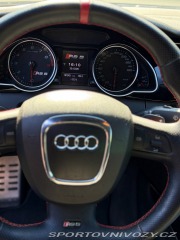 Audi RS5  2010