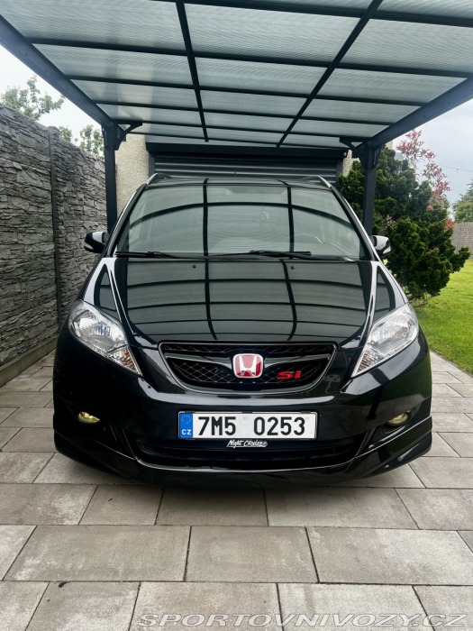 Honda Ostatní modely FR-V Modulo