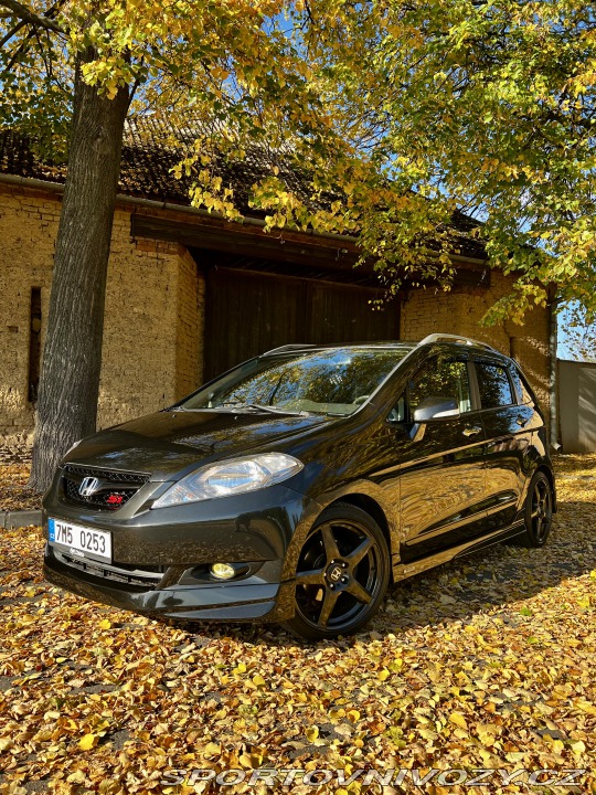 Honda Ostatní modely FR-V Modulo 2007