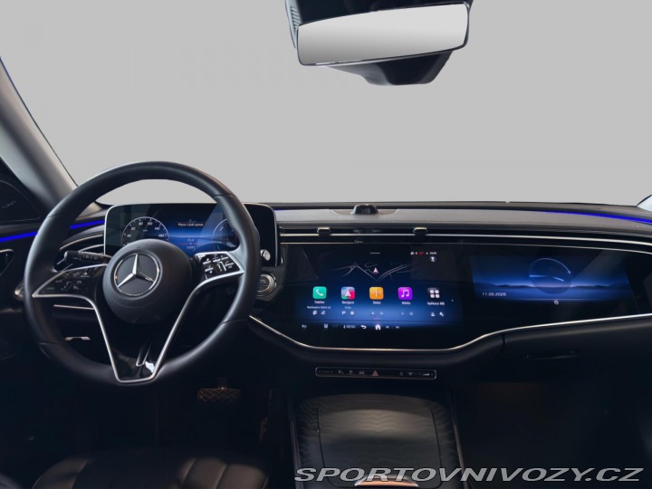 Mercedes-Benz E E 300 de 4MATIC kombi 2025