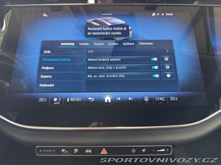 Mercedes-Benz E E 300 de 4MATIC kombi 2025