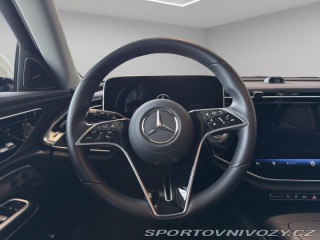 Mercedes-Benz E E 300 de 4MATIC kombi 2025
